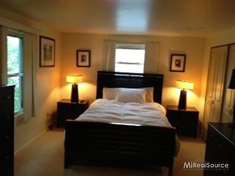 4th image of 830 N Selfridge Blvd