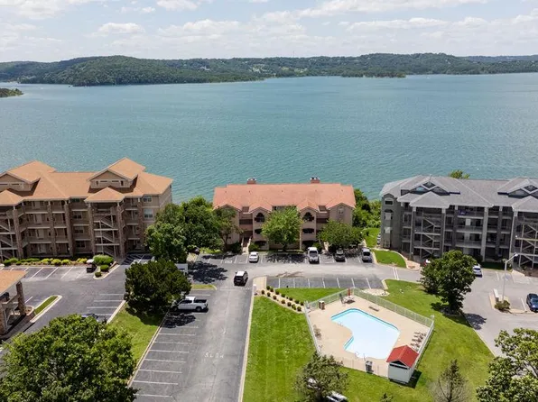 700 Emerald Pointe Dr APT 101, Hollister, MO 65672