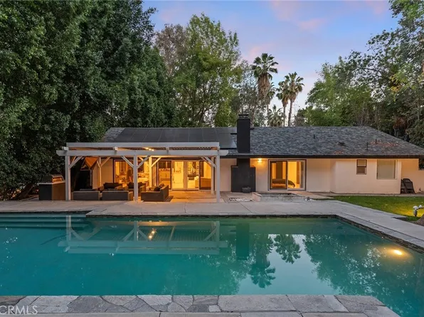 20183 Allentown Dr, Woodland Hills, CA 91364