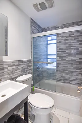 Rented by Bohemia Realty Group | media 27