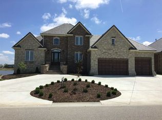 3514 N Beach Club Cir, Wichita, KS 67205