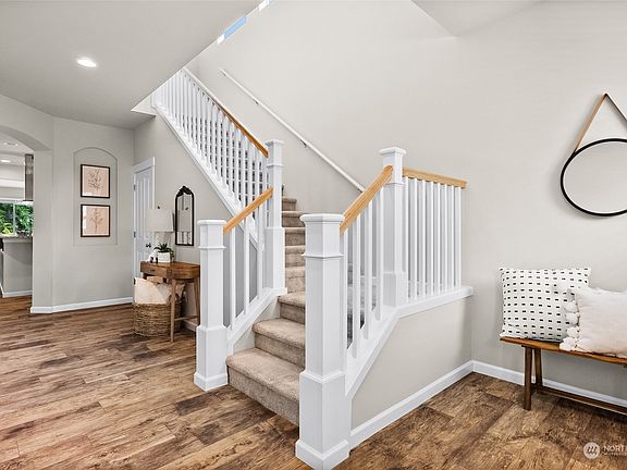 3rd image of 4971 Cornelia Court