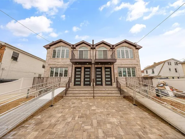 160-33 77th Avenue, Fresh Meadows, NY 11366