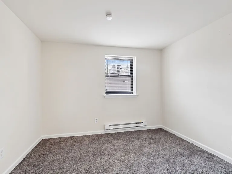 Springfield Green Apartments — Photo 35