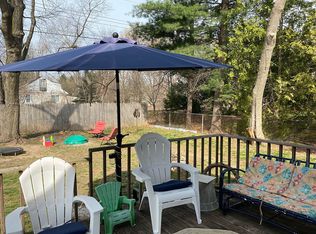3111 Brisbane Ave, Commerce Township, MI 48390