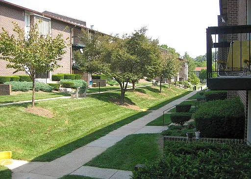 10 Spinners Ct — Photo 2