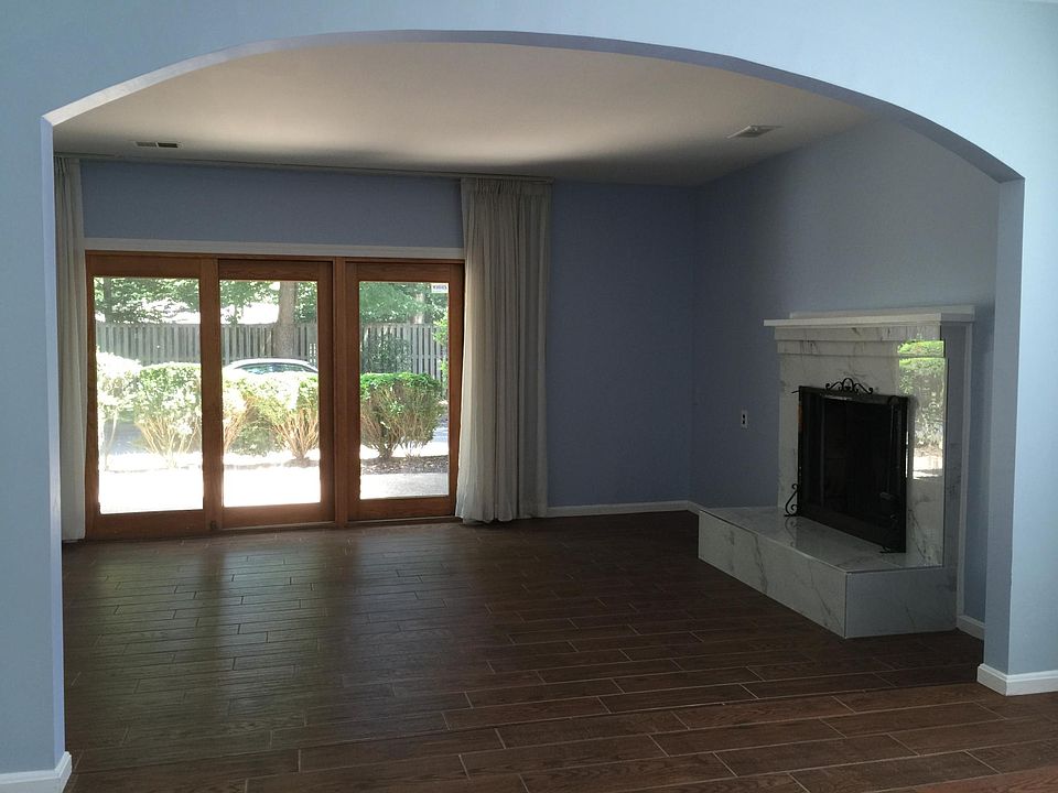 LR looking out to private patio