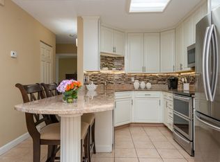 159 Main St APT 22B, Stoneham, MA 02180