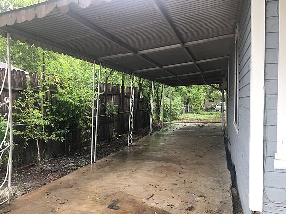 2nd image of 616 S San Dario Ave