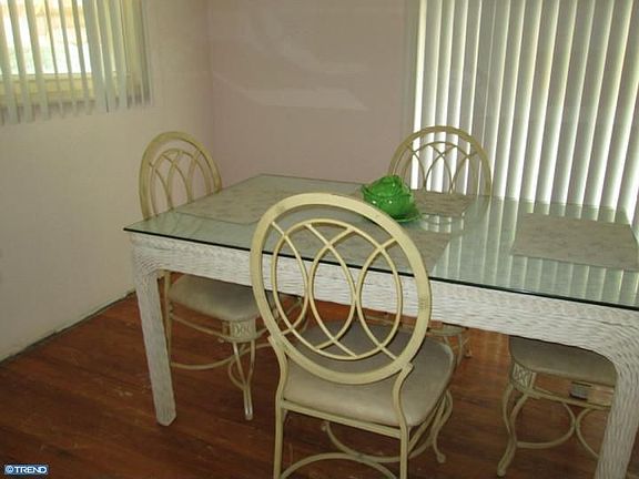 4th image of 3911 Patrician Dr