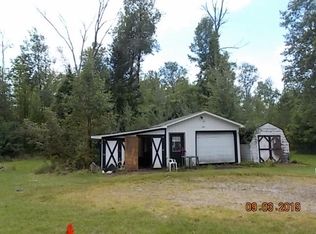 8237 Long Lake Rd, Hale, MI 48739