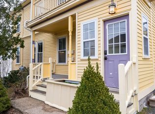 33 Roslyn St #2, Salem, MA 01970