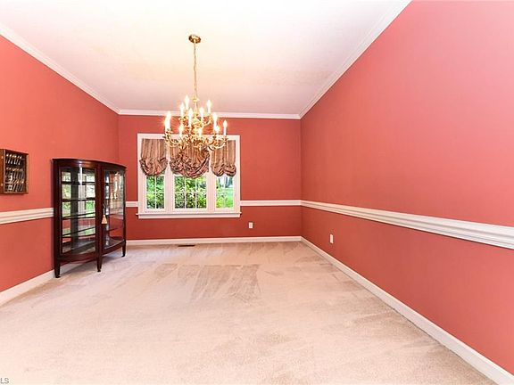 5th image of 2305 Baytree Dr