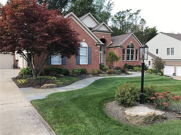 3rd image of 8332 Browning Ct