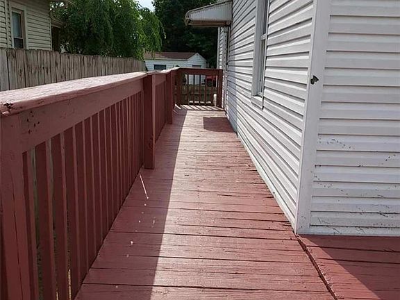 5th image of 2312 Mundale Ave