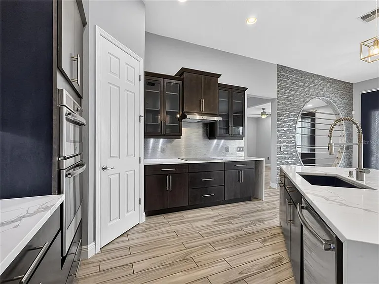 781 Windlass Ct — Photo 14