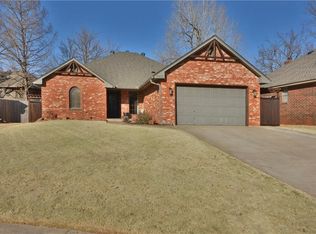 2405 Santa Fe Ter, Edmond, OK 73012