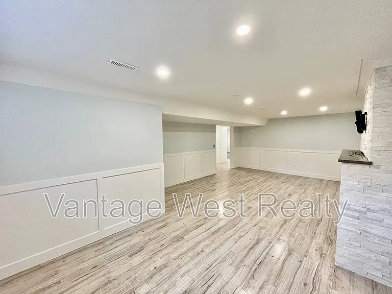 2 San Michelle Rd #690 — Photo 10