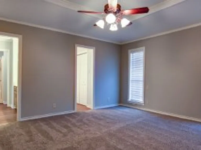 3008 Crestridge Dr — Photo 11