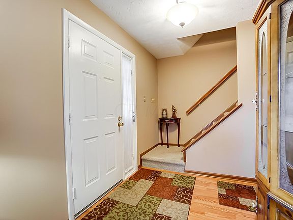 5th image of 6412 Saddle Lane Ct