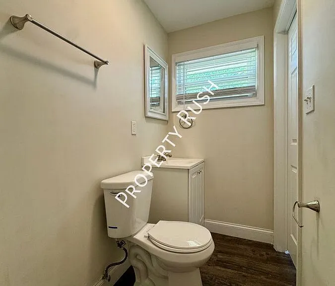 209 Signal View St — Photo 26