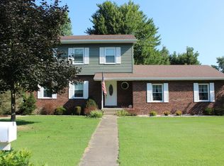 111 Station St, Zeigler, IL 62999
