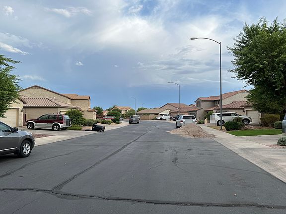 4th image of 4827 S Antonio
