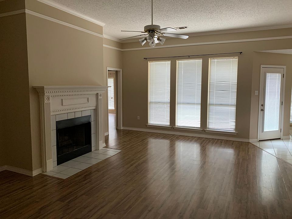 2nd image of 1220 Rose Meadow Ct