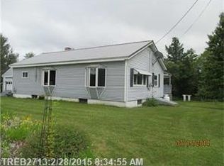 48 Main Rd, Abbot, ME 04406