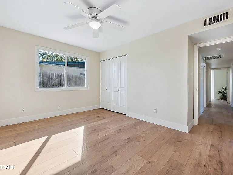 1956 E Loyola Dr — Photo 22