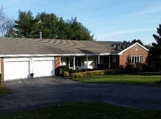 118 Juniper Ridge Rd, Westwood, MA 02090