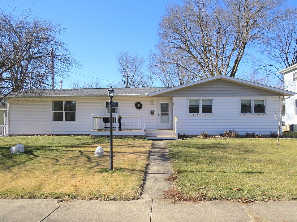 308 N 2nd St, Fairbury, IL 61739 Zillow