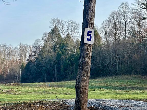 2nd image of 5 Radford Rd