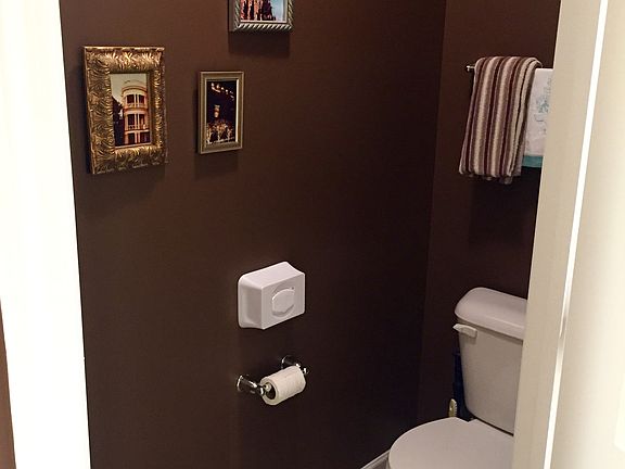 Master Bath Water Closet