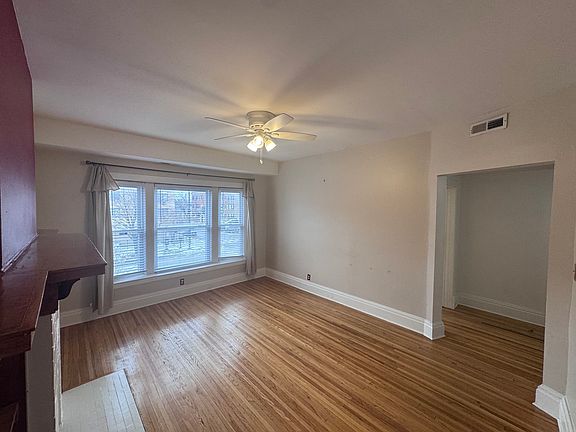 2nd image of 4358 W Washington Blvd Unit 203