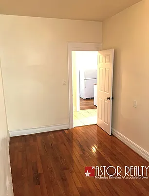 Rented by Astor Realty | media 8
