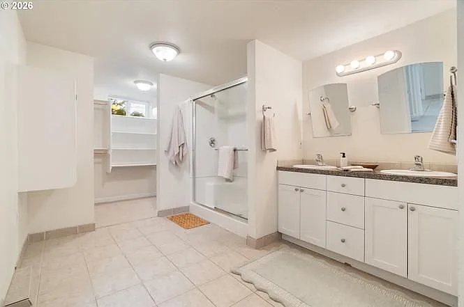 6716 N Commercial Ave — Photo 15