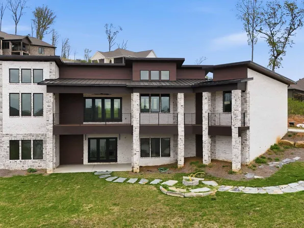 528 Fall Creek Dr, Guntersville, AL 35976