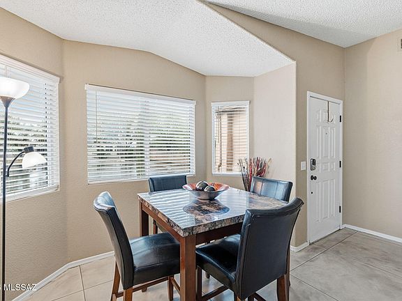 4th image of 6086 N Applesauce Ct