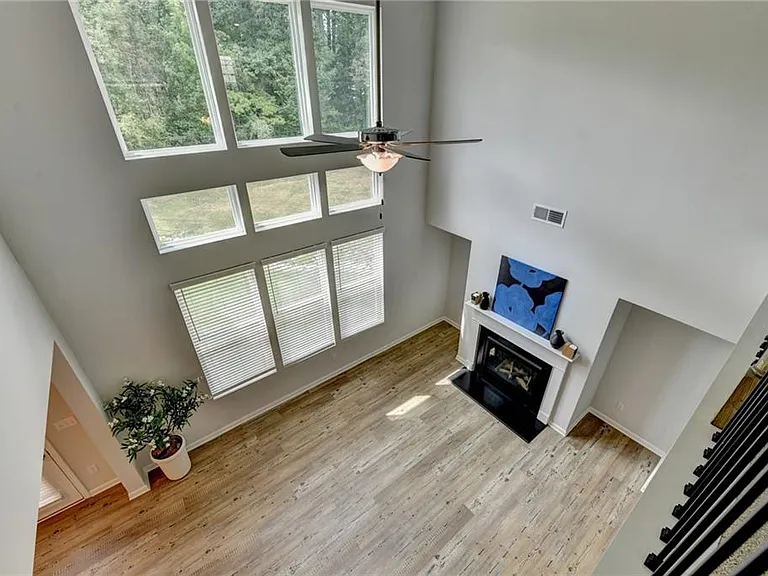 3828 Amicus Dr — Photo 41