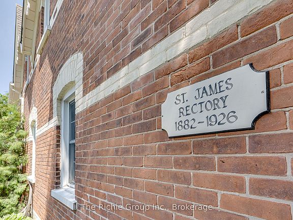4th image of 15 Emma St
