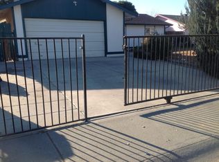 7865 Deerhaven Way, Sacramento, CA 95832