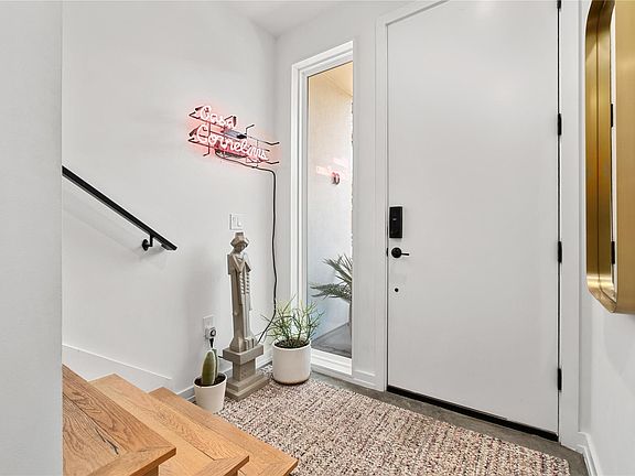 4th image of 410 W Alpine Rd #10