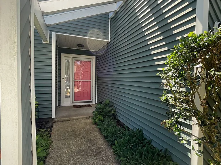 846 Crashaw St — Photo 3