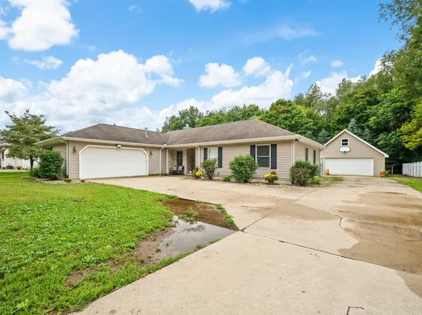 1148 Carberry Rd, Niles, MI 49120