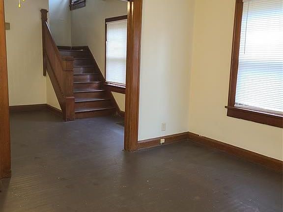 4th image of 514 Bernard Ave