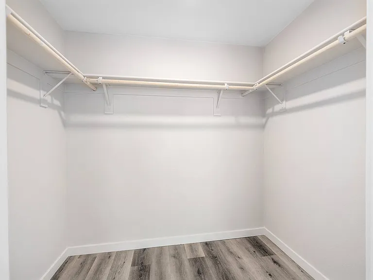Sierra Gateway Apartments — Photo 85