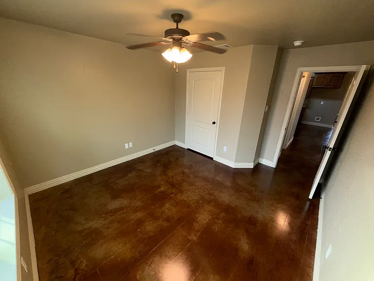 911 Ferrara Cir #A — Photo 5