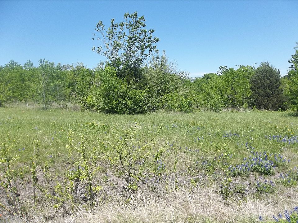2nd image of 1821 State Highway 309