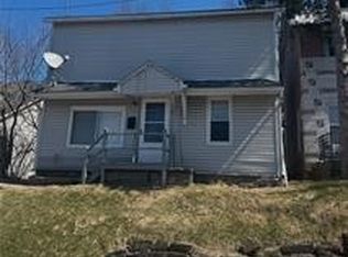 238 N Oakland Ave, Sharon, PA